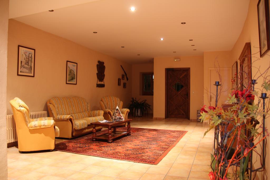 Apartamentos Cal Ratero Maçanet de Cabrenys Quarto foto
